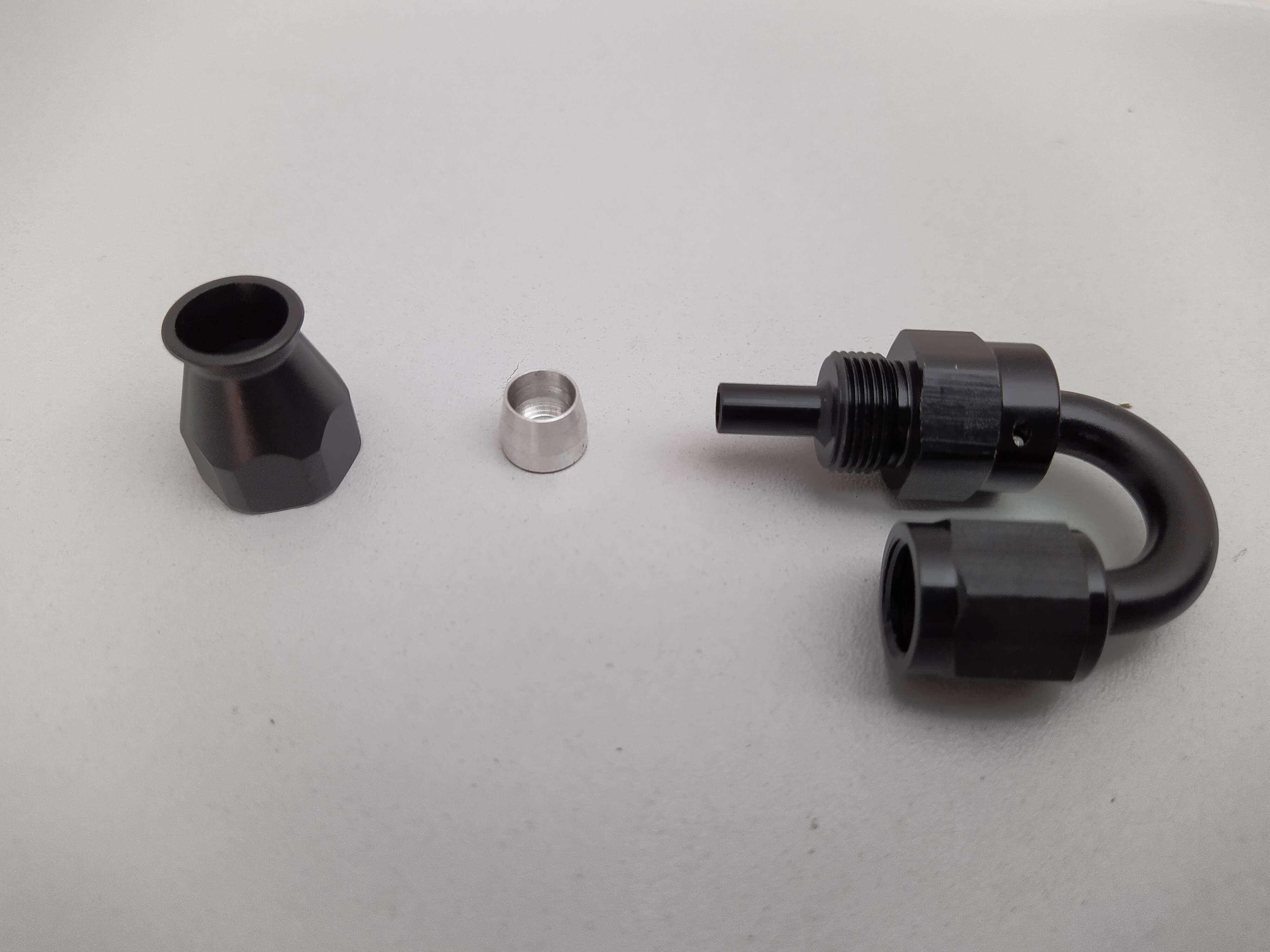 PTFE Alu-Fitting schwarz AN4 Dash 4 180°