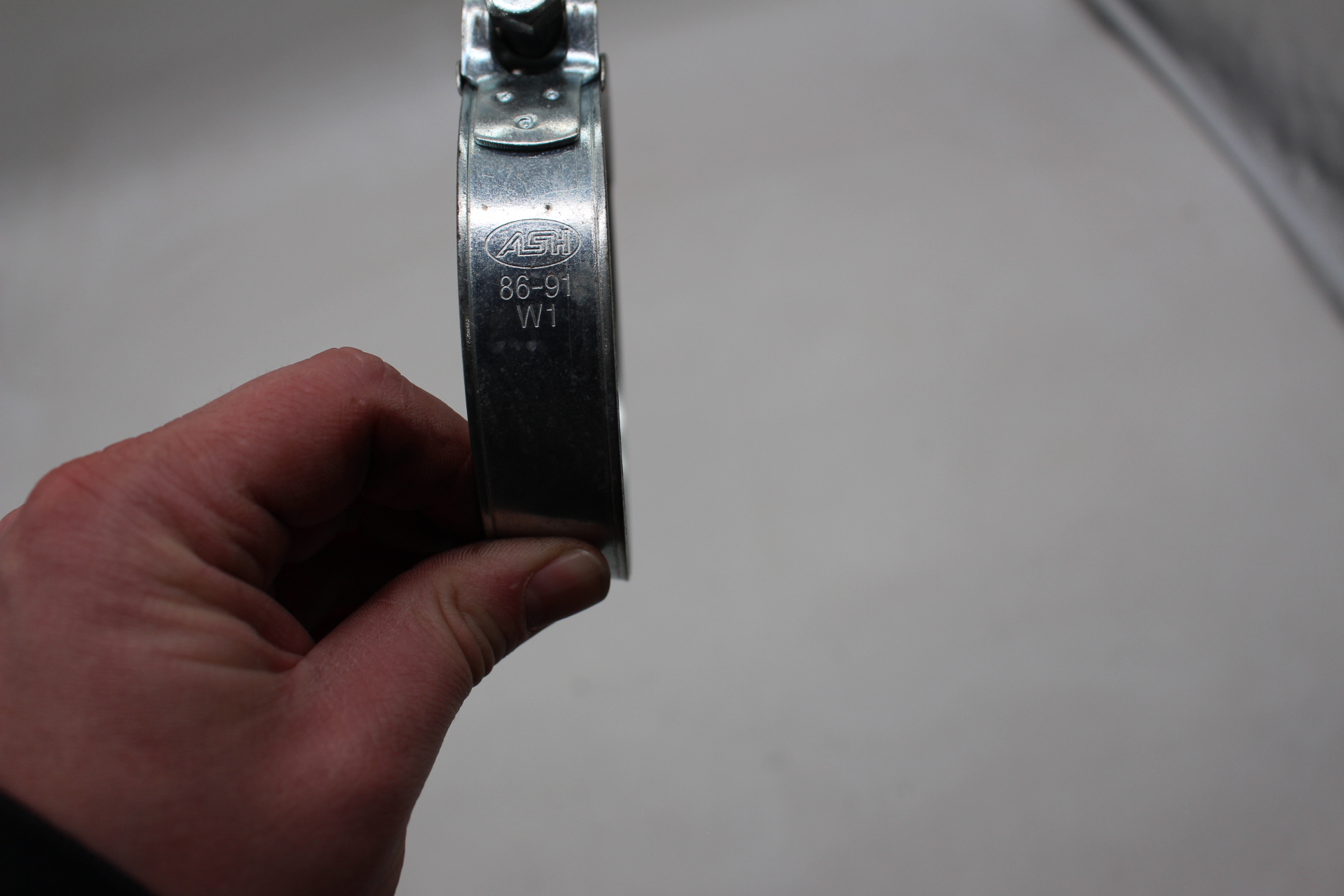 T-Bolzenschelle 86–91 mm – Heavy Duty Schlauchschelle