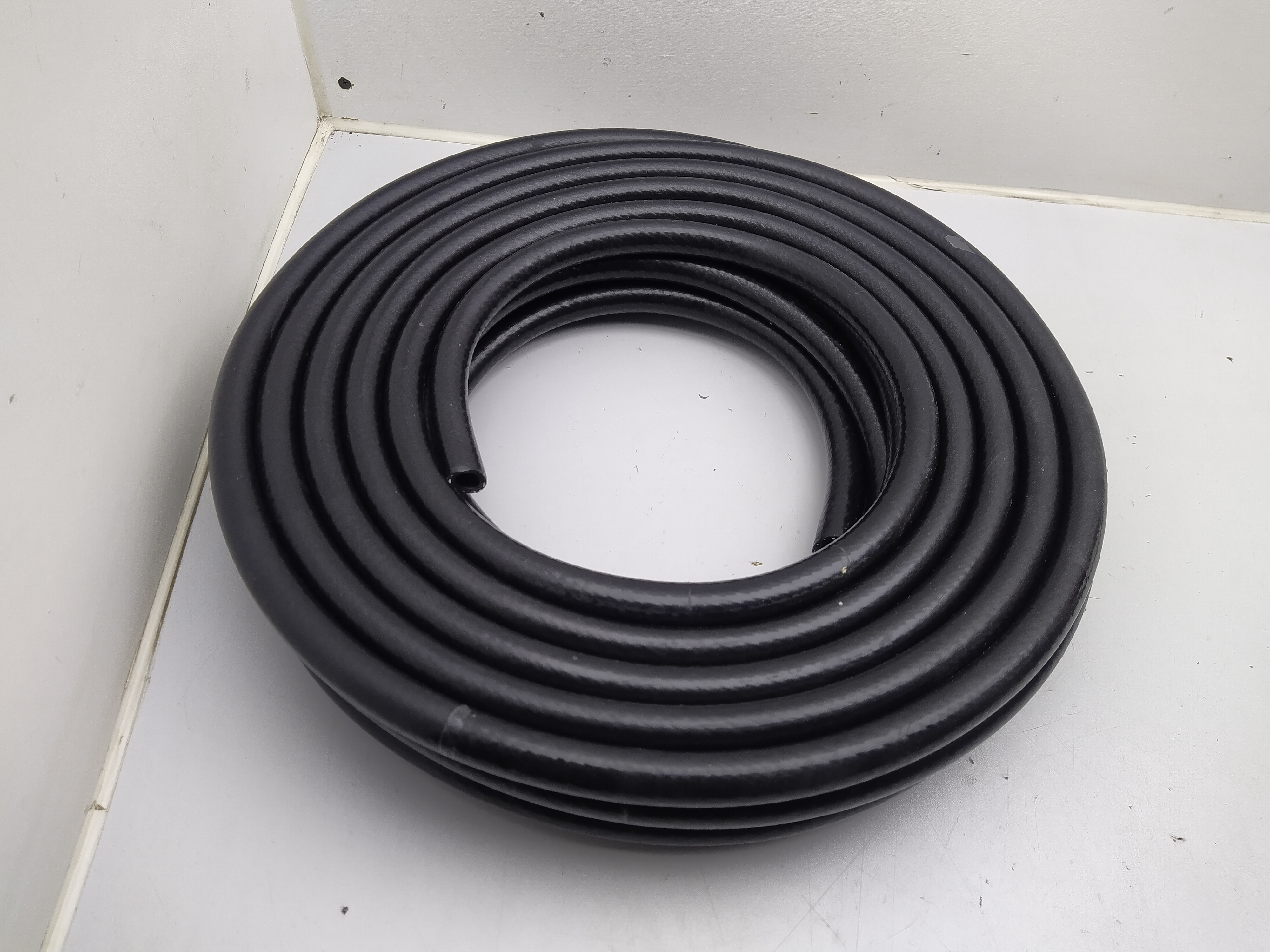12mm Silikon Unterdruckschlauch verstärkt schwarz
